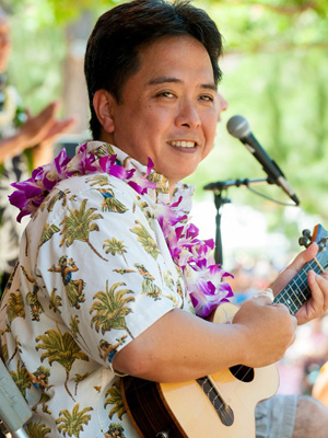 Ukulele-Festival-Hawaii-2012-Herb-Ohta-Jr-0028-2.jpg