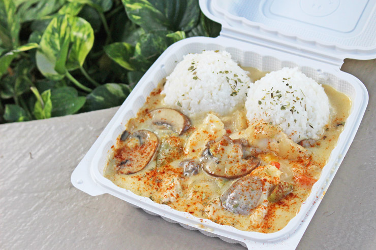 ホワイトクリームチキン（$18.95〜）