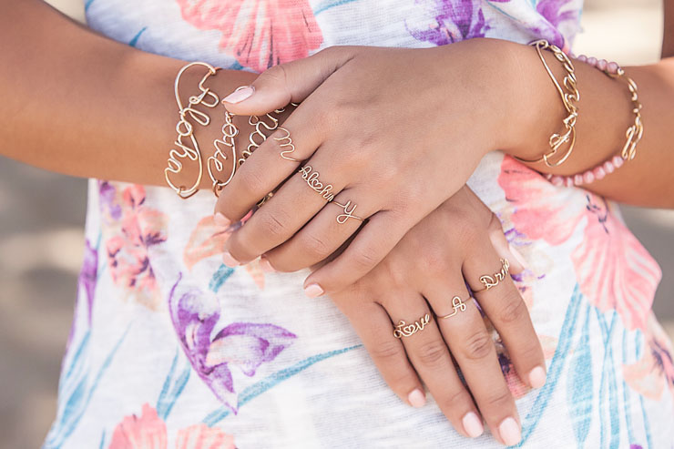 ハワイのマノア ラブ デザイン カスタムオーダージュエリーやレア度の高いジュエリーをご紹介 クーポン マノア ラブ デザイン Alohaワイヤーリングプレゼント アロハストリート ハワイの予約 クーポン