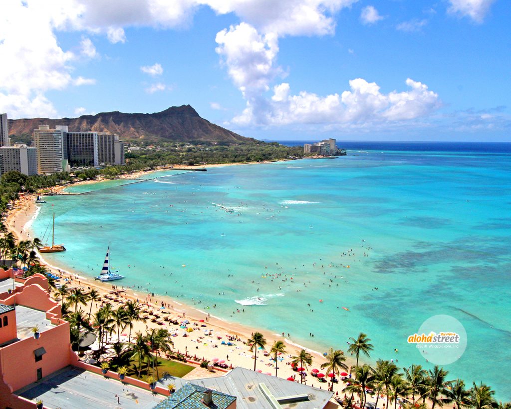 ザ・ハワイの景色が広がるワイキキビーチ