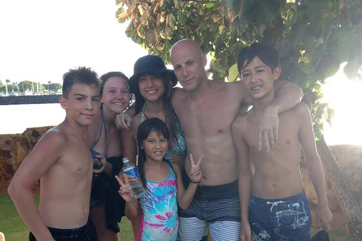 ハワイでホームステイを！「カマアイナホームステイ」 1日〜の短期もOK