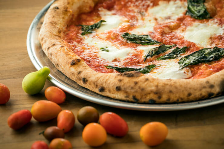 ワイキキの最新イタリアンの絶品ピザが50%オフ