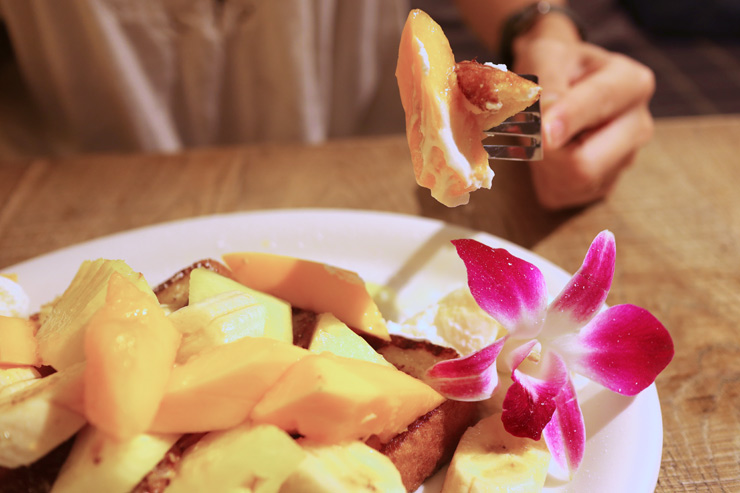 ハワイのヘブンリー・アイランド・ライフスタイルのフレンチトースト