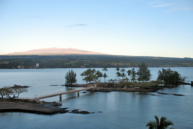 ハワイ島東部の街ヒロの津波の物語