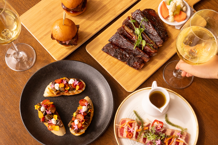 ワンハンドレッドセイルズ レストラン＆バーのハッピーアワー