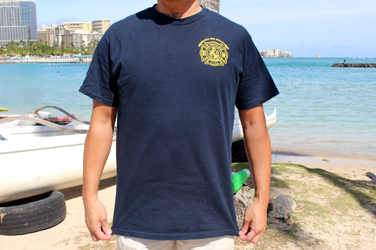 ホノルル消防局のロゴ入りハワイ限定半袖＆長袖Tシャツを再販売