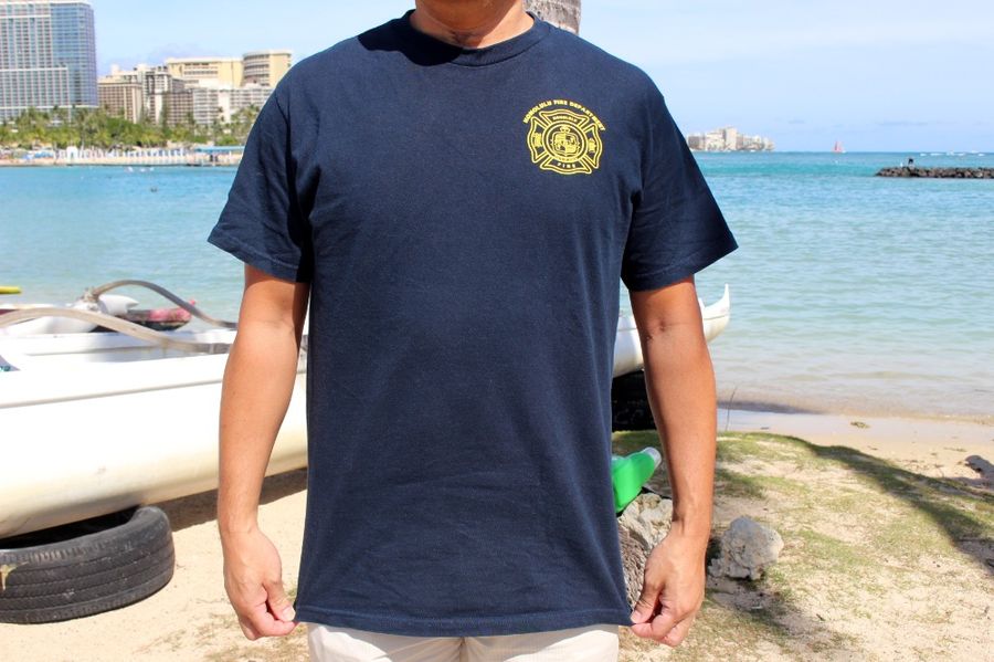 残り２週間！日本未発売のホノルル消防局のロゴ入りTシャツ
