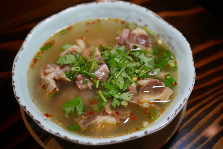 ハワイで食べたい名物グルメ「オックステールスープ」