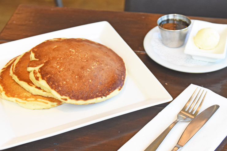 ハワイ タンゴコンテンポラリーカフェ ハウスメイドバターミルクパンケーキ