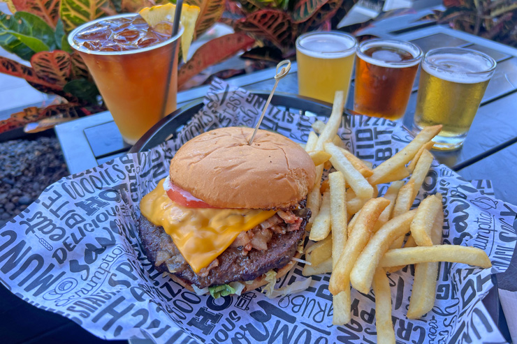 ハワイの人気地ビールをワイキキ中心で！新店に行ってきた