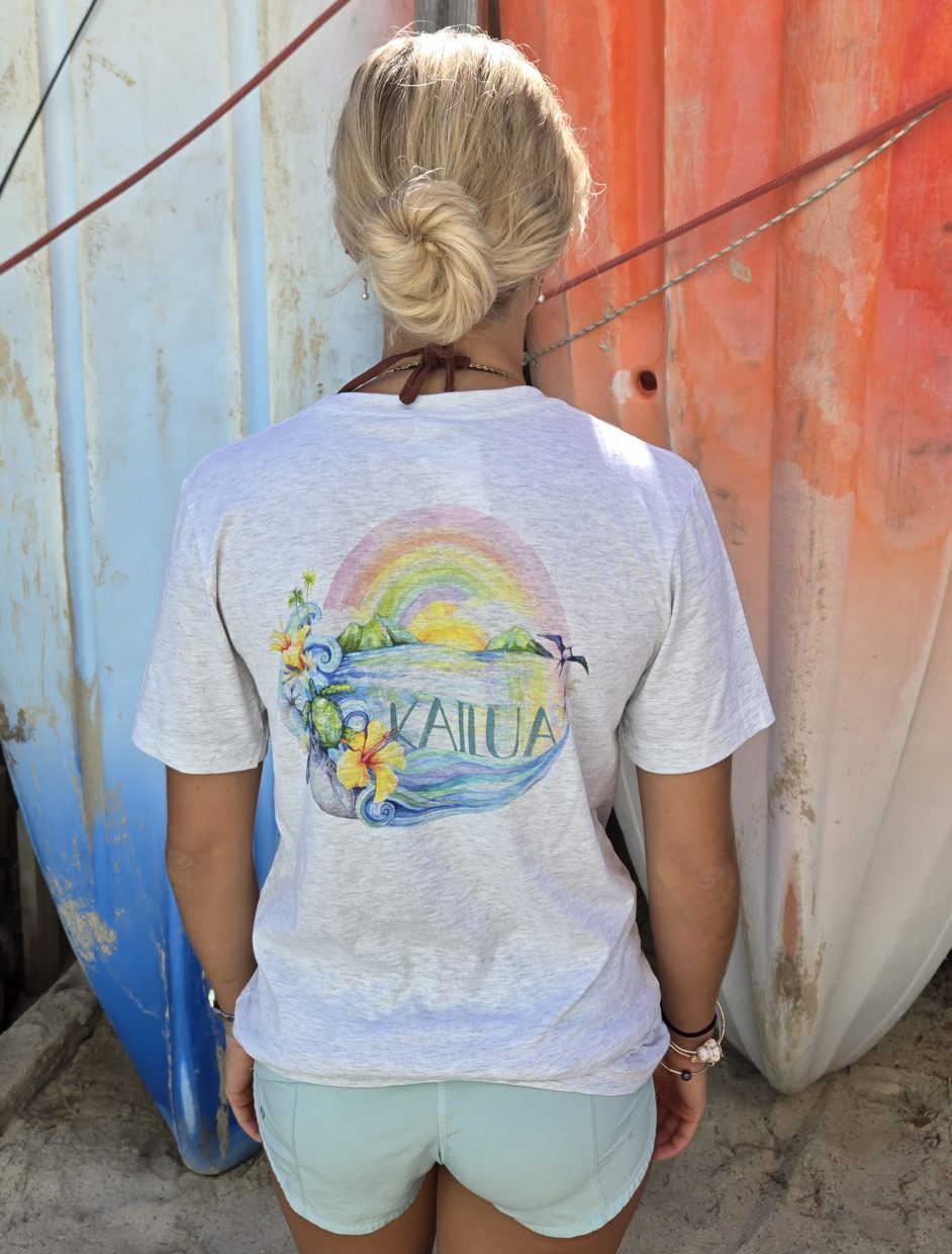 ローレンロスとカイルアビーチアドベンチャーズのコラボTシャツ
