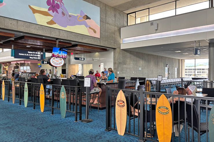 コナ・ブリュー・キオスク
営業時間：9:00～21:00