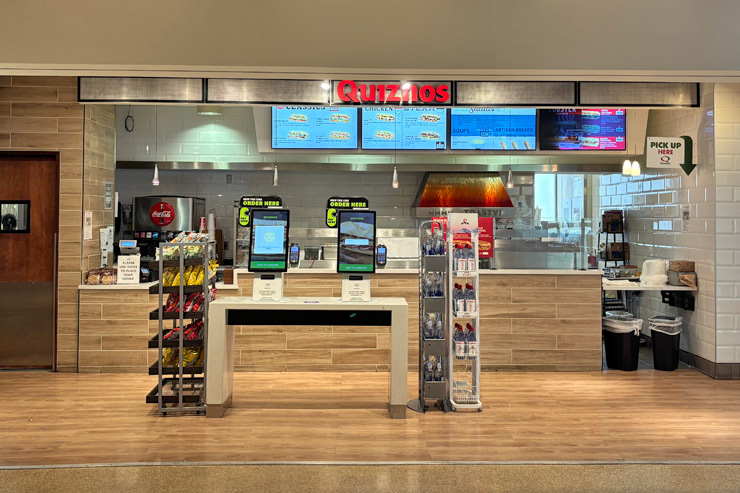 クイズノス・サブ
営業時間：9:00～16:00