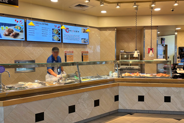 ラハイナピザ
営業時間：9:30～17:00