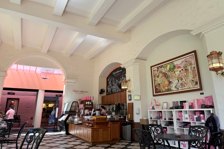 ハワイ ロイヤル ハワイアン ベーカリー 外観