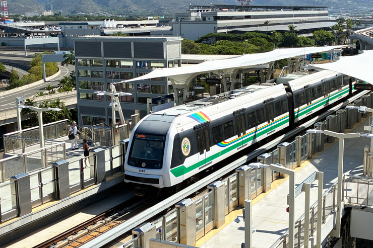 空港の駅も！ハワイの鉄道スカイライン第2区間が開通