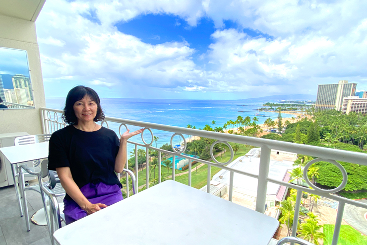 海前で花火も！リピ確実のワイキキ・ショア最上階を公開