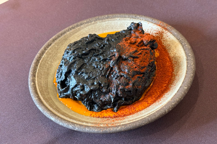 ラヴァ・フンギ＆サルシッチャ $17