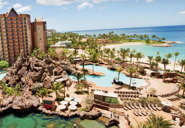 アウラニリゾートシャトル