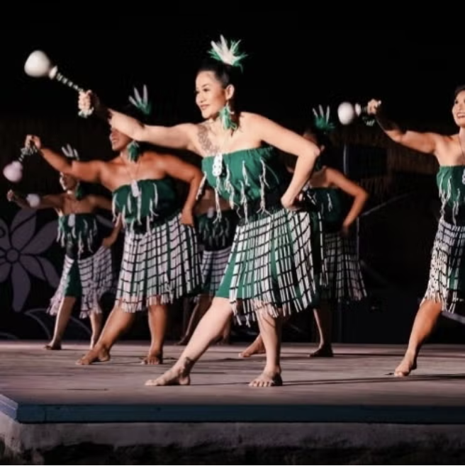 🎄 ALOHAホリデー🎄Mele & Merrimentパフォーマンス🎶✨