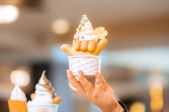 パイナラナイ・フードコートからお届け！ホリデースイーツ特集🎂🍦