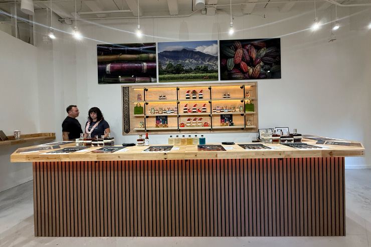 マナアップ新店舗でラム×チョコのペアリングを体験