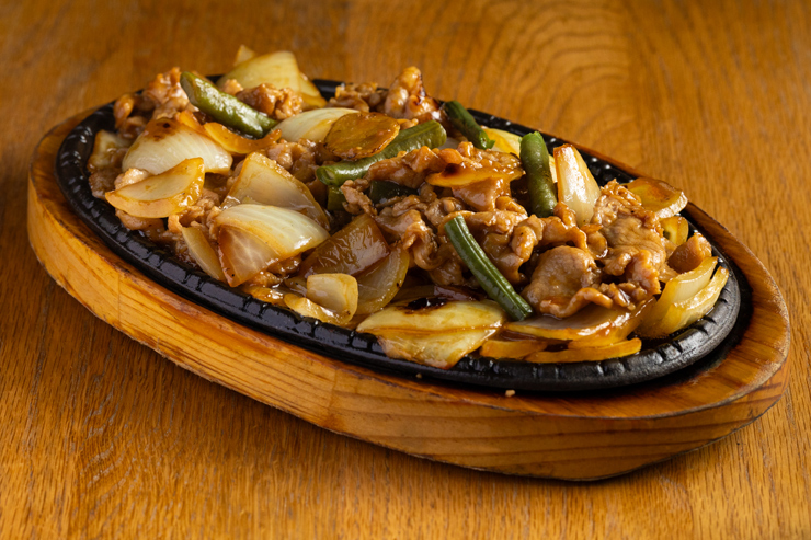 ワイキキの人気和食店🍣ハッピーアワーメニューがリニューアル🍽️