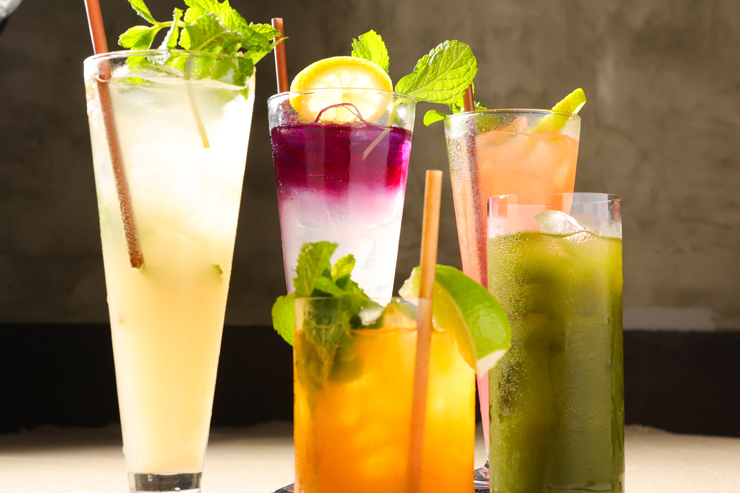 ワイキキの人気レストランで楽しむ極上カクテル