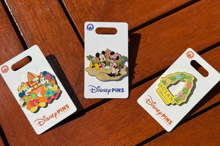 アウラニ限定 ピンバッジ