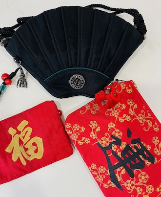 ハワイで見つける🧧Kiplingのルナ・ニューイヤー限定アイテム👜