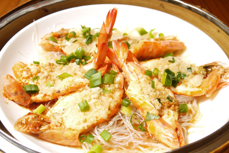 ハワイ ティムホーワン ガーリックシュリンプ蒸し