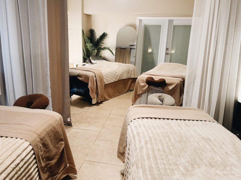 家族や友人みんなで一緒に🌺4名同時施術プランのご案内✨