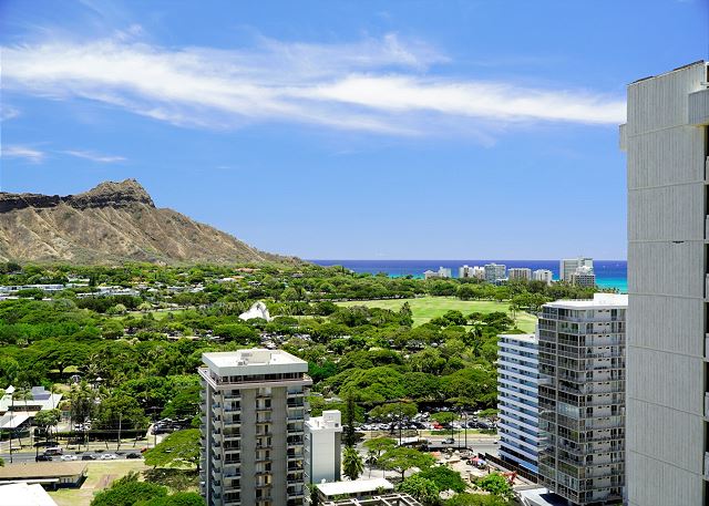 ハワイ旅行はまだ間に合う！直前予約でお得にステイ