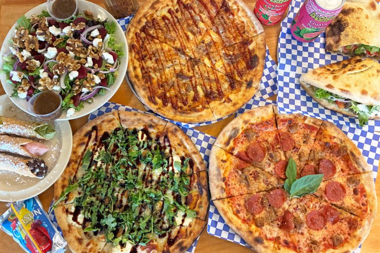 ノースショア観光のお供に🍕 こだわりのサワードゥピザをぜひ召し上がれ🌊