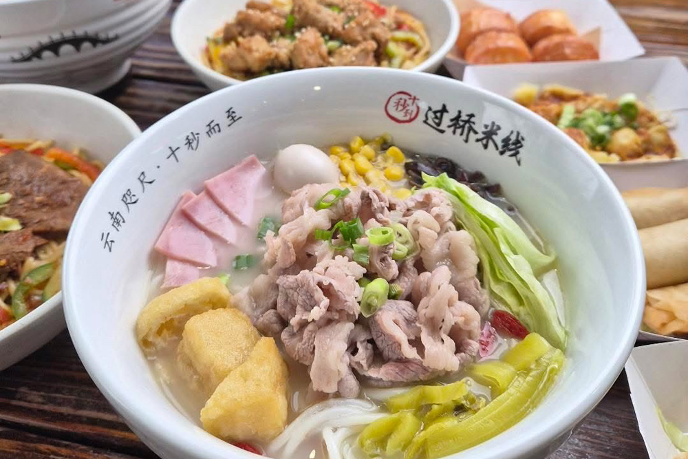 ワイキキに登場！ロコから人気のライスヌードル店